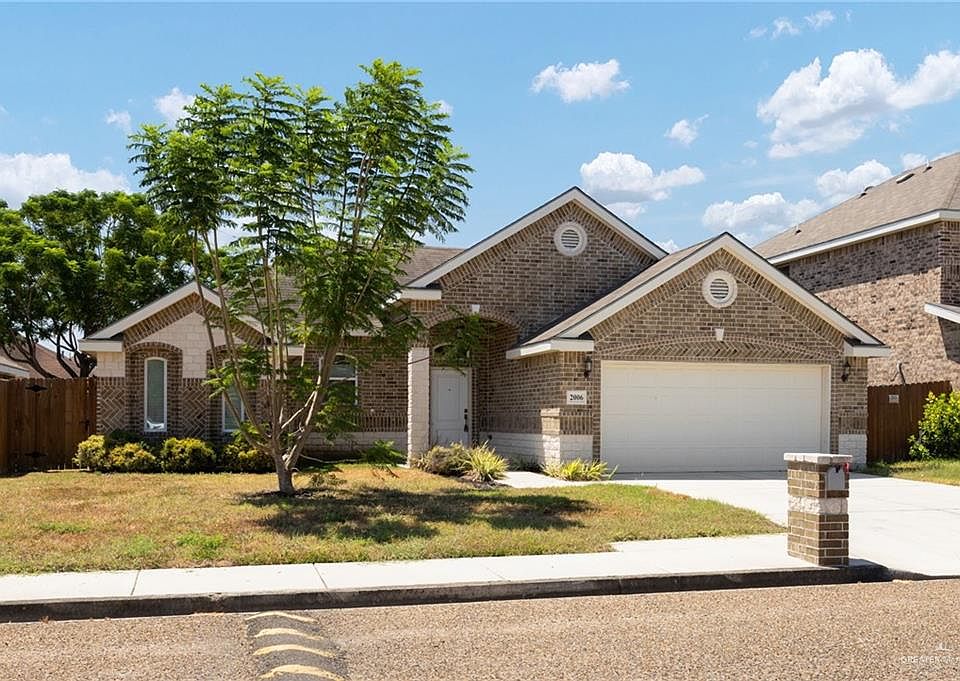1st image of 2006 Primrose Dr