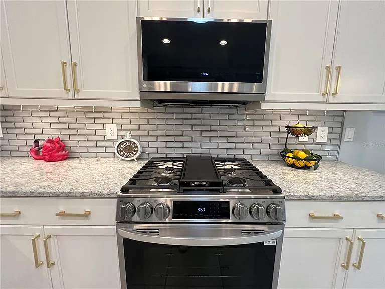 2946 Trustee Ave — Photo 28