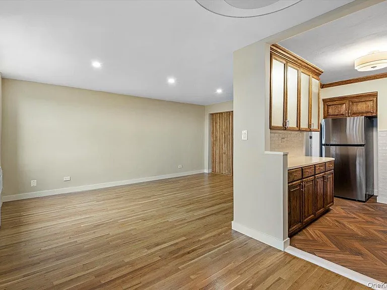 84-29 155th Ave #5J — Photo 18