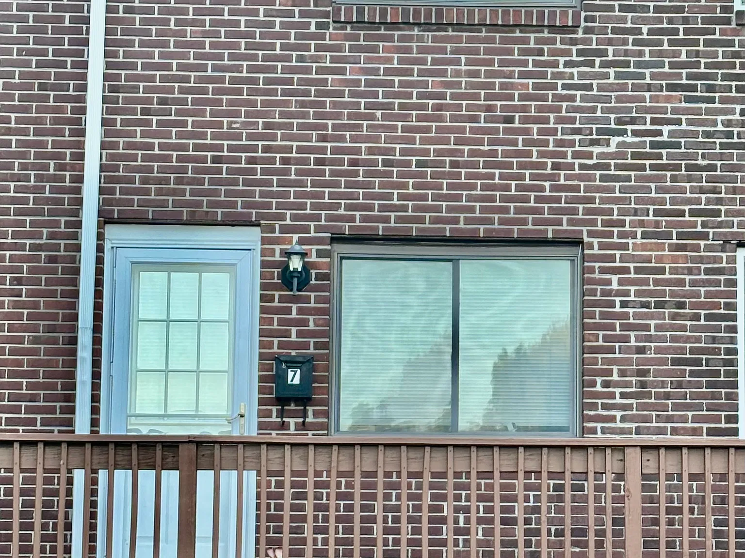 206 Blakeslee St — Photo 1