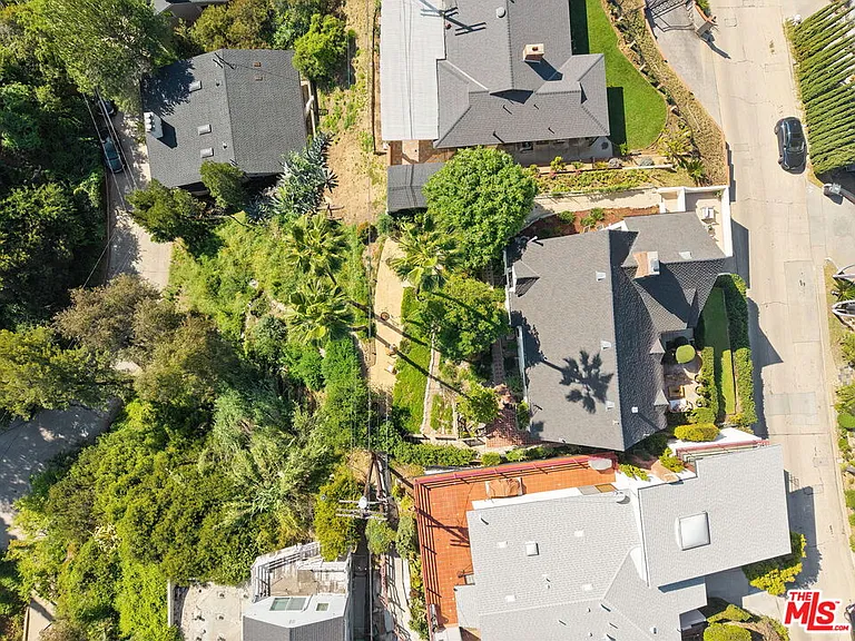 755 Luton Dr — Photo 45