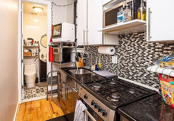 5th image of 381 S 3rd St #1G