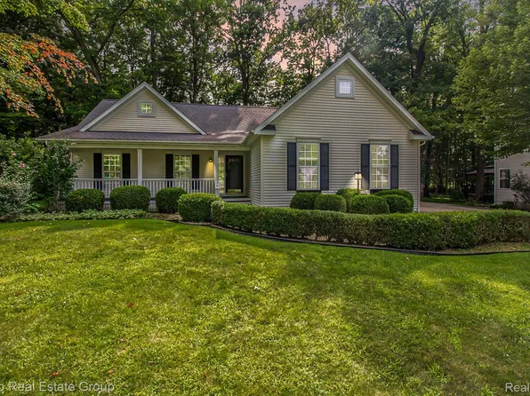 6391 Acorn Way, Linden, MI 48451