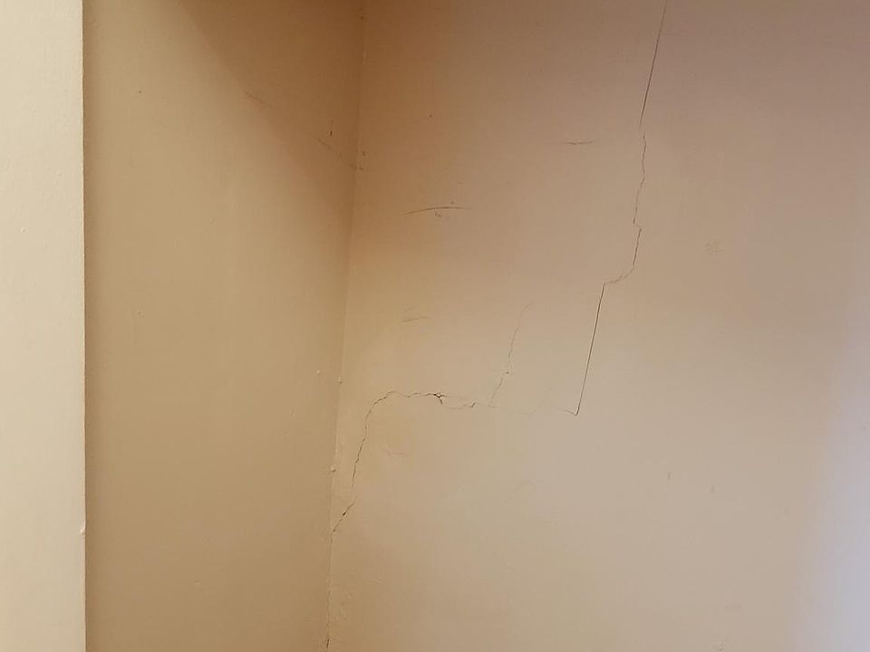 1st image of 2222 E 18th St APT 4H