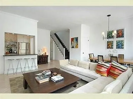 Rented by Roberta Russell, LREB | media 35