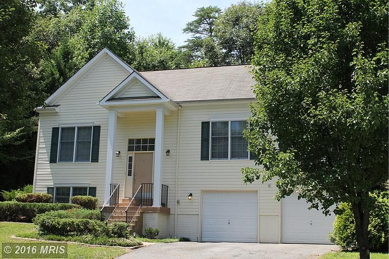 1st image of 1 Plumosa Dr