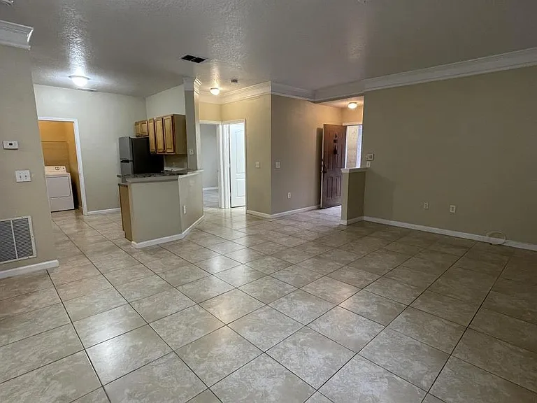 17954 Villa Creek Dr — Photo 8