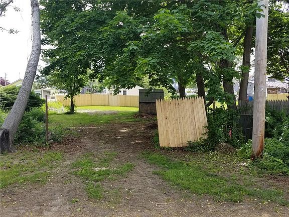 3rd image of 0 Berkley Ave