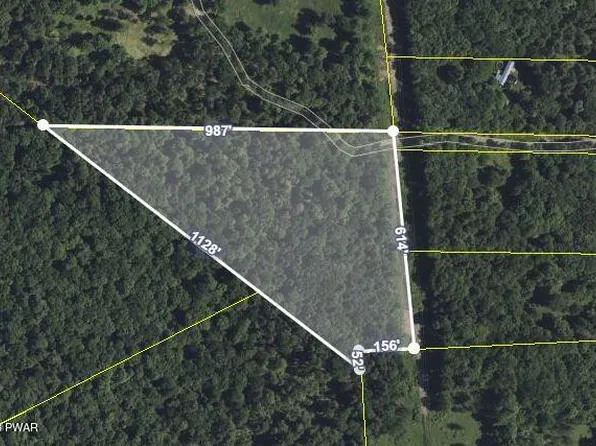 6 Gilpin Rd, Newfoundland, PA 18445