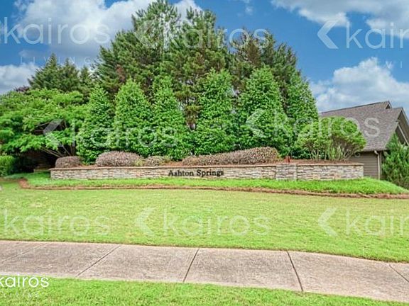 4th image of 6404 Upchurch Dr
