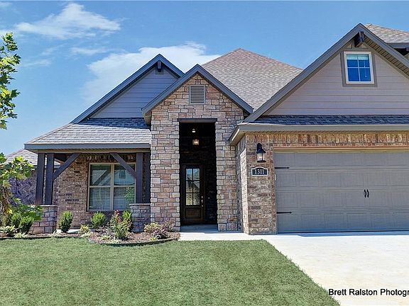 2nd image of 1311 Tuscany Dr