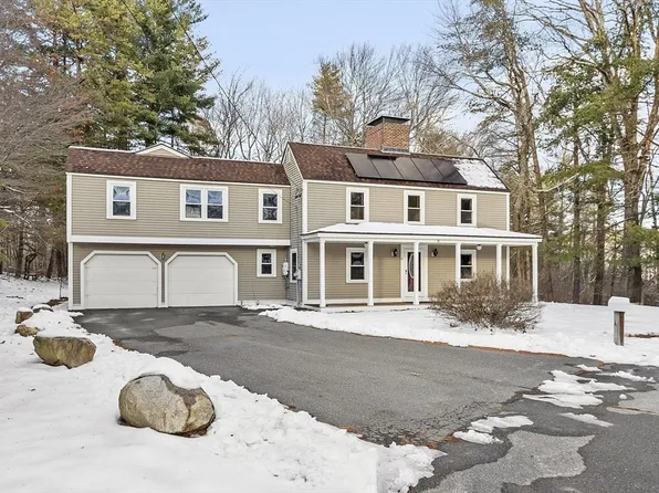 18 Douglas Dr, Ayer, MA 01432