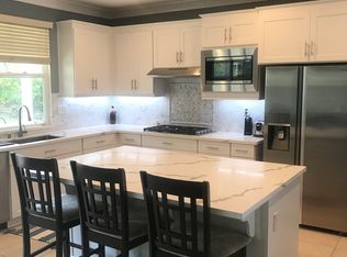 176 Calle Del Prado, Thousand Oaks, CA 91320