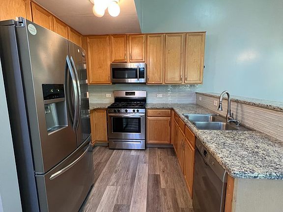 5th image of 1169 Shorewood Ct