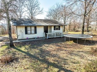 301 N Ross Hampton Rd, Greenwood, AR 72936