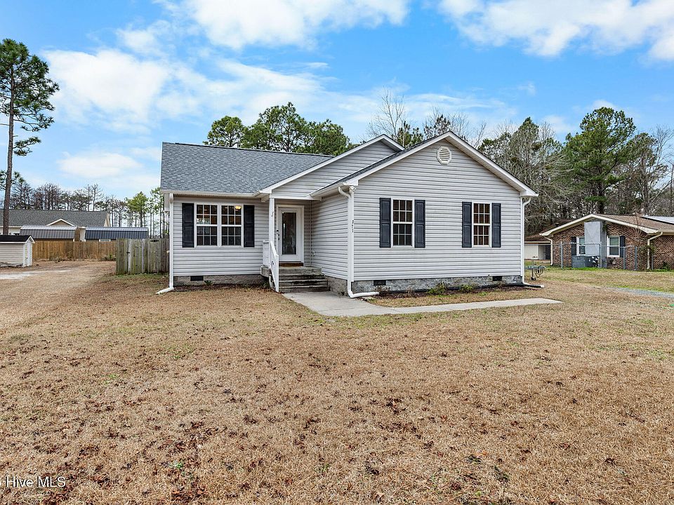 1st image of 371 Pine Lake Road