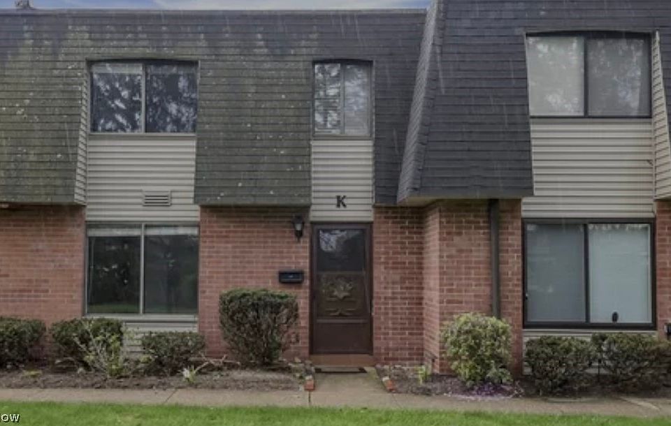 1st image of 216 Moore Rd Unit 3-K
