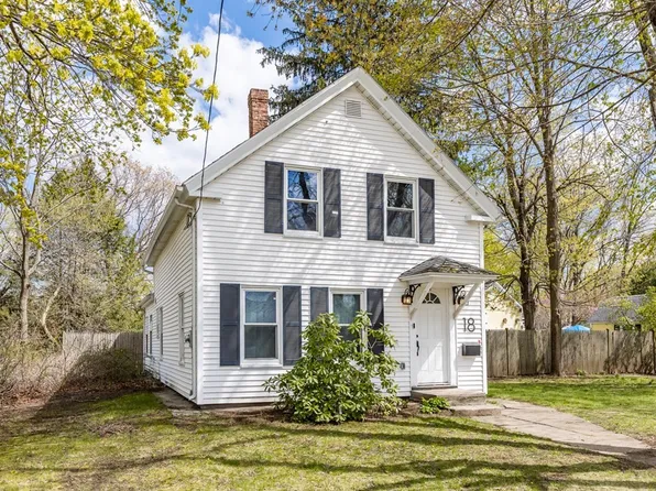 18 West St, Oxford, MA 01540