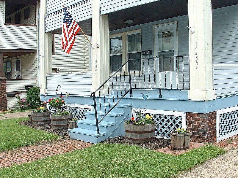 1st image of 1307 Idlewood Ave