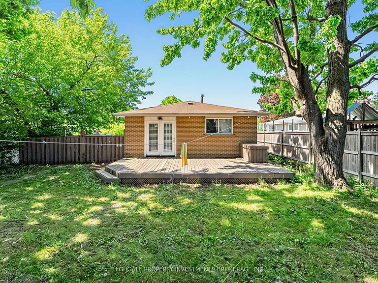 36 Reigate Ave #BASEMENT — Photo 28
