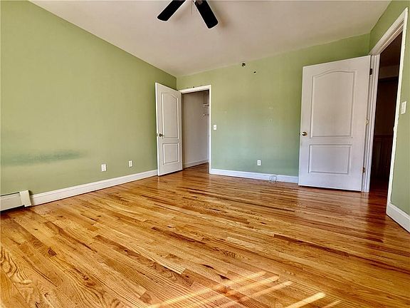 4th image of 14 Bay 47th St #1A