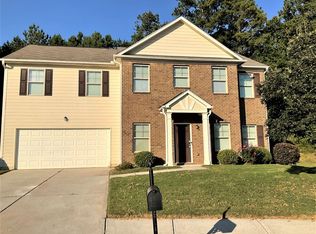 4241 Oak Field Dr, Loganville, GA 30052