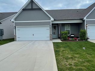 7565 Long Shot Ln, Knoxville, TN 37918