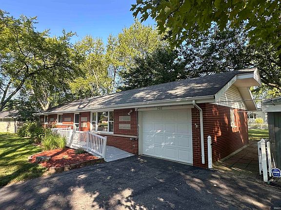 4th image of 3408 W Fleetwood Dr