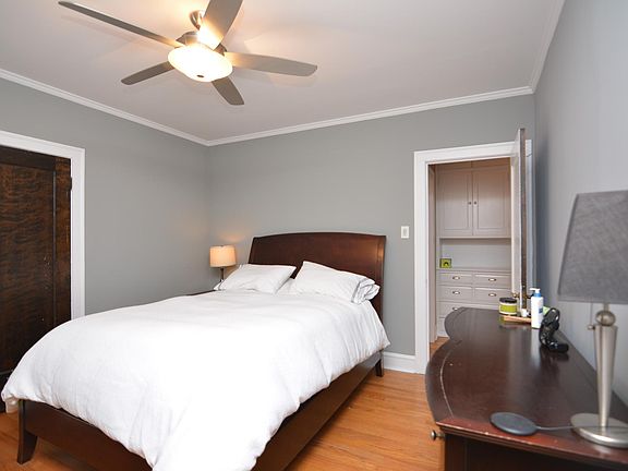 3rd image of 1707 W Winona St APT 1
