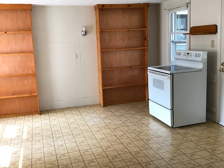 60 Elm St #2 — Photo 9