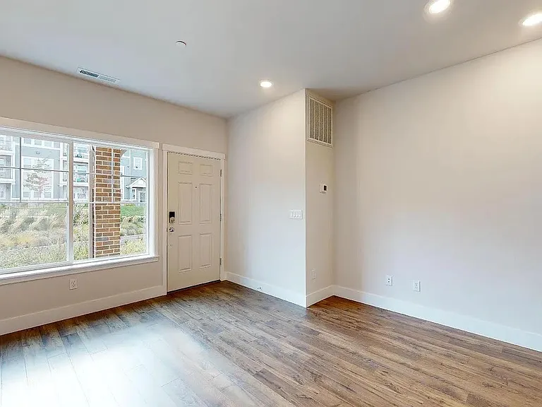 15992 NW Hosmer Ln — Photo 19