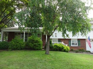 127 Makefield Rd, Yardley, PA 19067