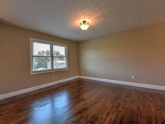 3rd image of 420 W Main Blvd