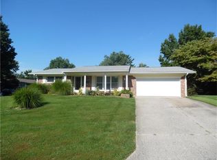 2 Pinecrest Cir, Belleville, IL