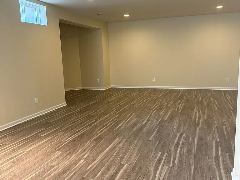 10892 Clara Barton Dr — Photo 4