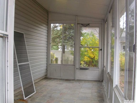 4th image of 20 Sheffield Ln