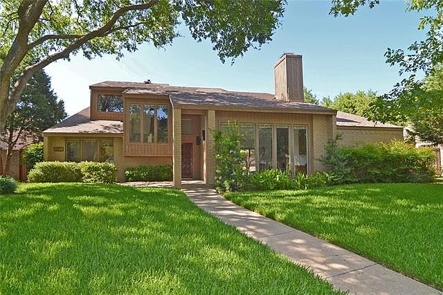 1st image of 2929 N Saint Andrews Dr