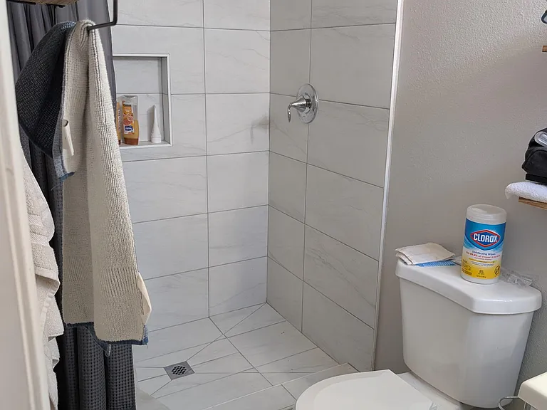31568 Agoura Rd #1 — Photo 2