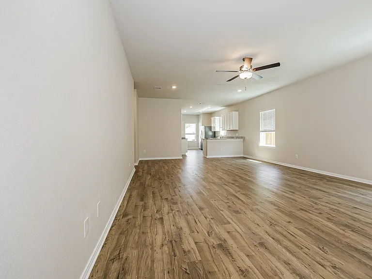 16427 Honeysuckle Hill Dr — Photo 5