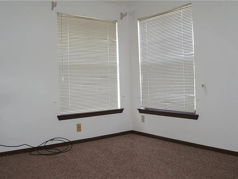 11549 Kristy Weaver Dr — Photo 25