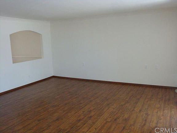 2nd image of 2836 E Virginia Ave