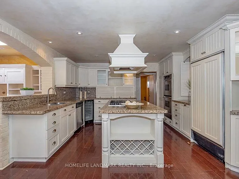 2301 Bennington Gate — Photo 15