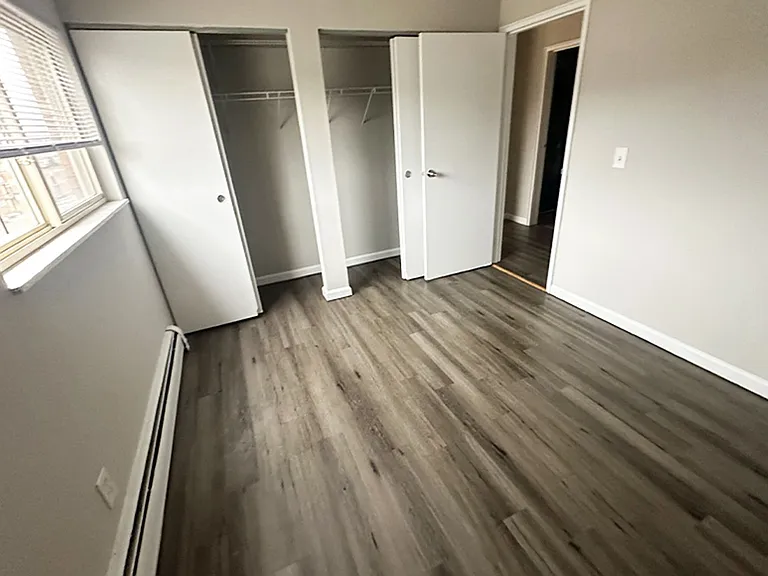 550 Lowell Ave — Photo 5