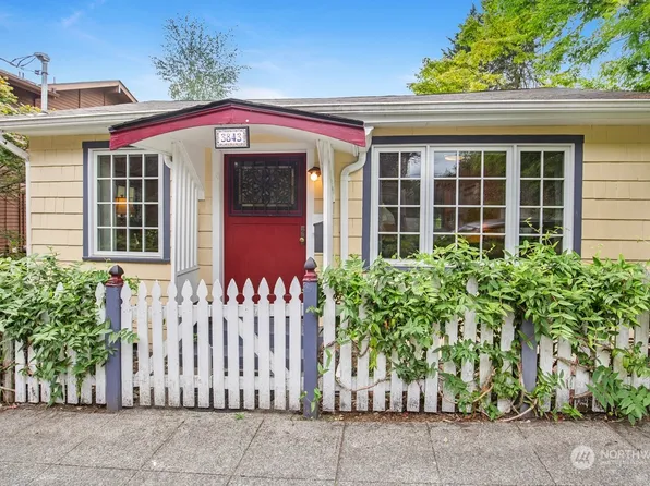 3843 Carr Place N, Seattle, WA 98103