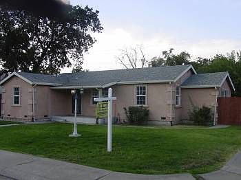 2nd image of 2245 E Anita St