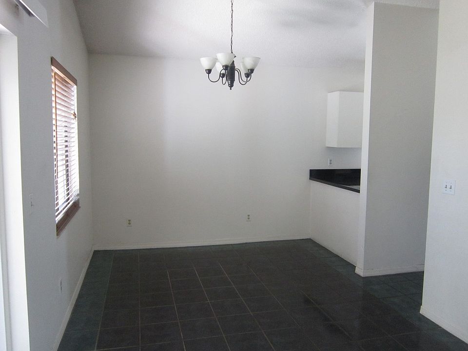 1st image of 1061 Manigan Ave