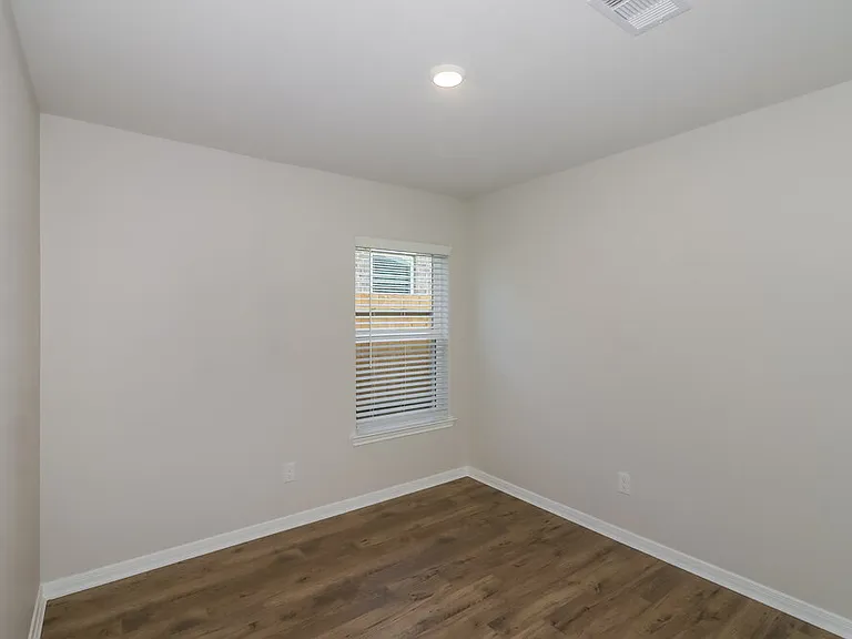 198 Emma Rose Dr — Photo 12