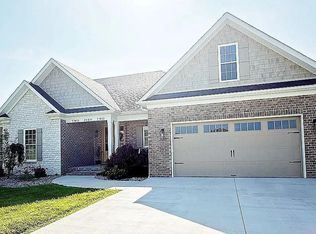 202 Three Wood Ln, Campbellsville, KY 42718