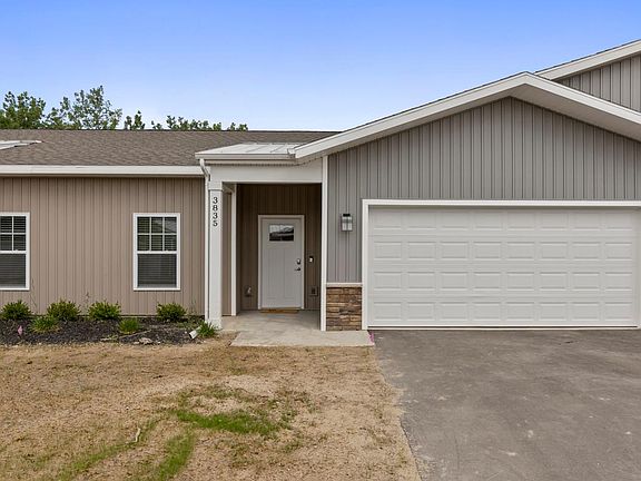 3rd image of 3835 Shiraz St