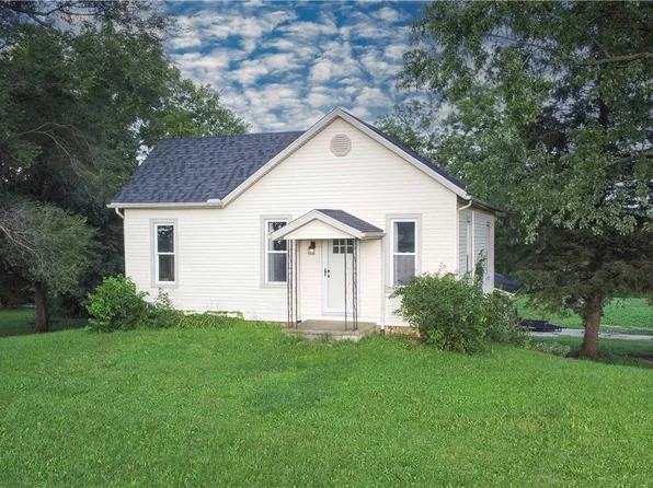 171 State Highway 121, New Paris, OH 45347